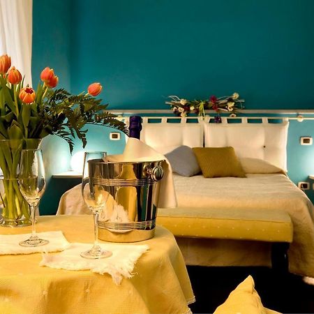 Hotel Cascina Di Corte Венарія-Реале Екстер'єр фото